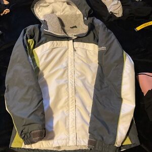 Columbia women Gray, White, and Green Puffer Jacket